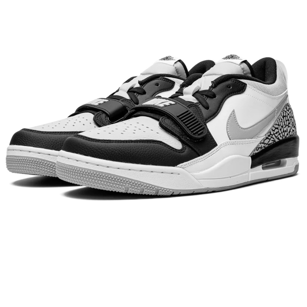 Jordan Legacy 312 Low Youth Boys Shoes Black-White-Elephant Print Size 7Y